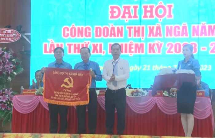 Đại hội Đại biểu Công đoàn thị xã Ngã Năm, lần thứ XI thành công tốt đẹp