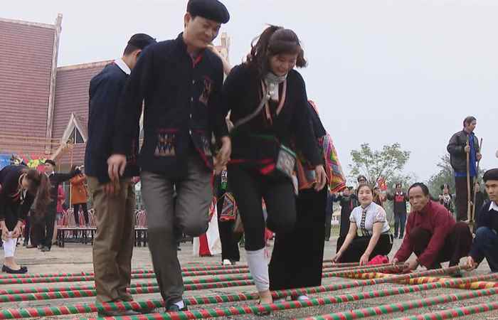 Thời sự trưa (04-04-2021)