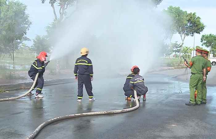 Thời sự trưa (04-12-2020)