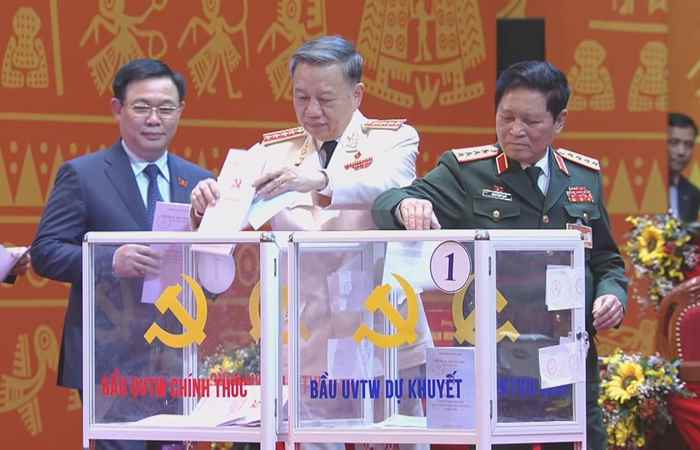 Thời sự trưa (1-02-2021)