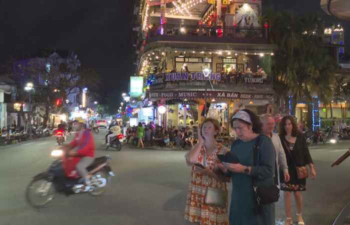 Thời sự trưa (13-12-2021)