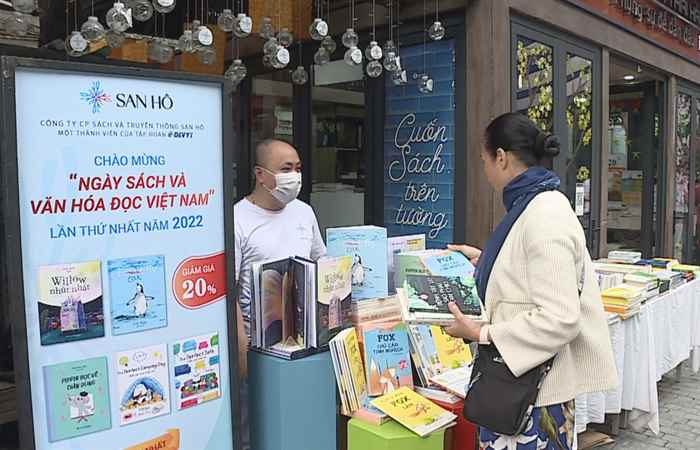 Thời sự trưa (22-04-2022)