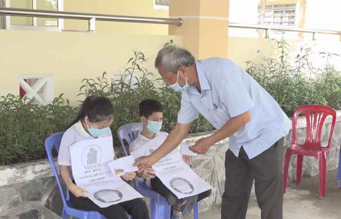 Thời sự trưa (23-12-2021)