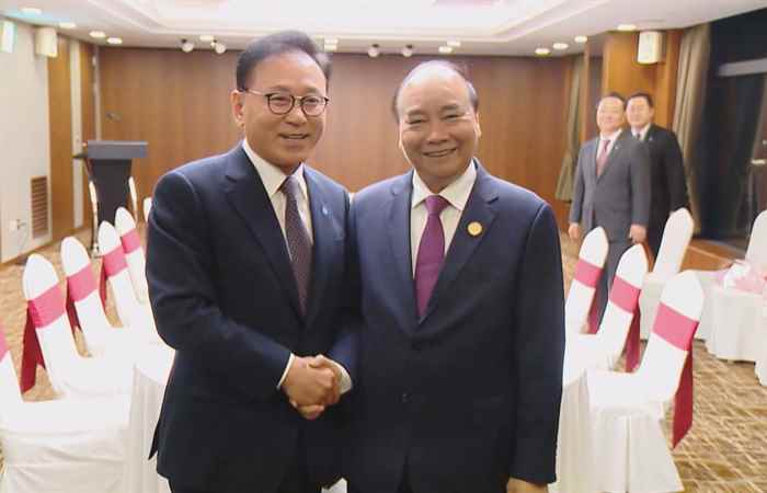 Thời sự trưa 25-11-2019