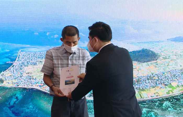 Thời sự trưa (27-11-2021)