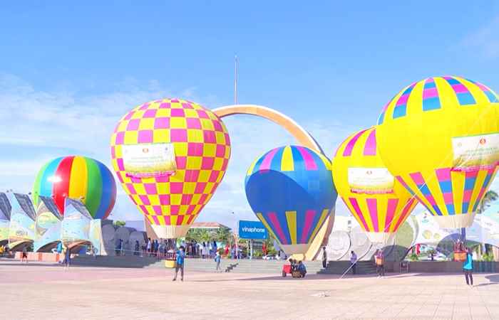 Thời sự trưa (28-11-2022)