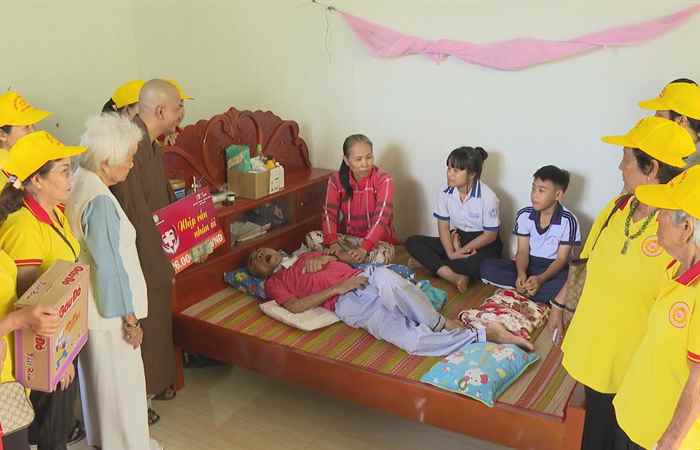 Thương tâm hoàn cảnh bị xuất huyết não ở Kế Sách (09-04-2025)