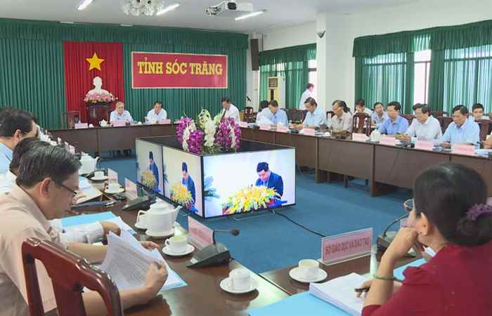 Thường trực Tỉnh ủy, HĐND, UBND tỉnh Sóc Trăng dự hội nghị trực tuyến với Chính phủ   