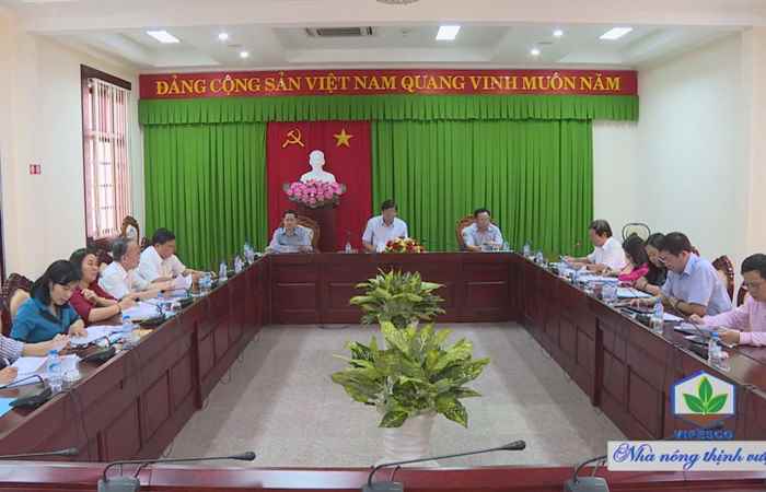 Thường trực Tỉnh Ủy Sóc Trăng làm việc với Bảo hiểm xã hội và Ngân hàng chính sách xã hội tỉnh 