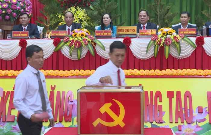 Tiến tới Đại hội Đảng (12-09-2020)