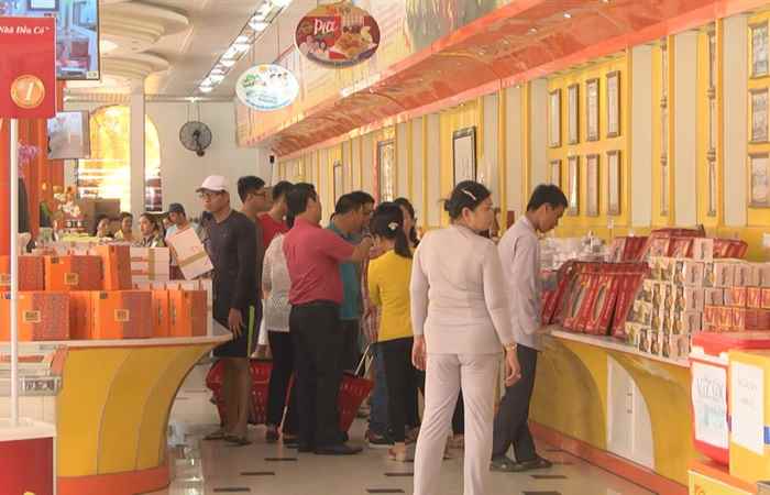 Bánh Pía - Mè Láo - Đặc sản Sóc Trăng 03-10-2017