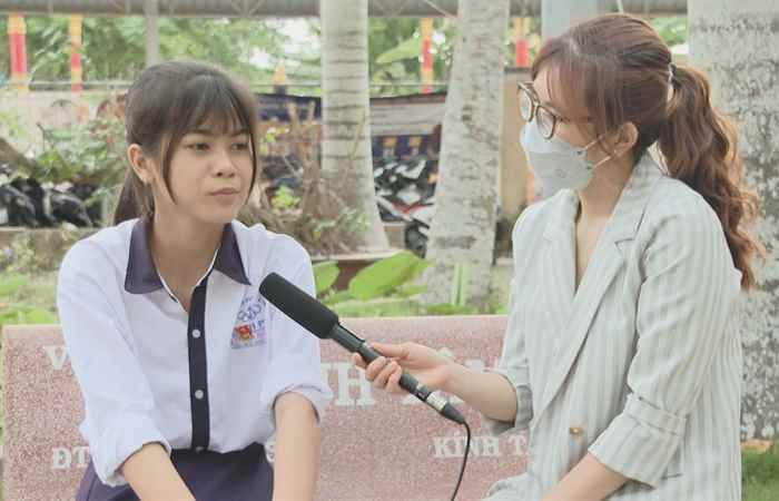 Tiếp bước em Ngọc Đình đến trường (06-05-2023)