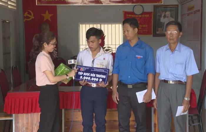 Tiếp bước cho em đến trường (15-08-2019)