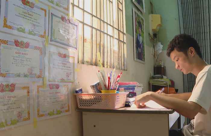 Tiếp bước em Nguyễn Văn Tài đến trường (21-09-2024)
