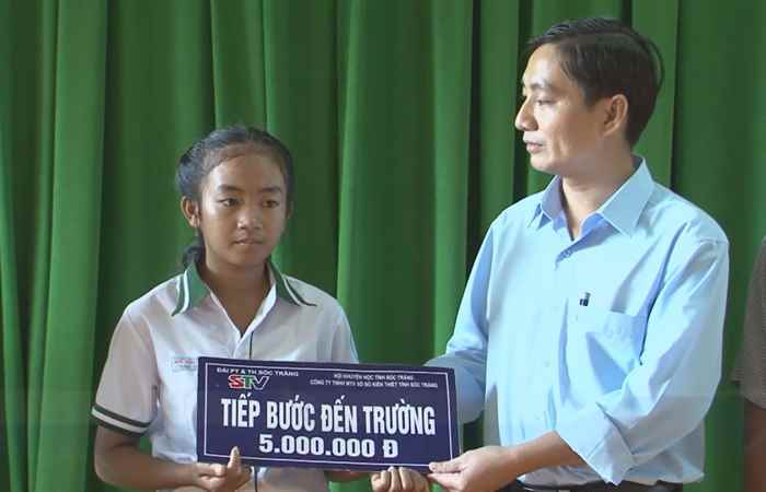 Tiếp bước cho em đến trường 23-11-2017