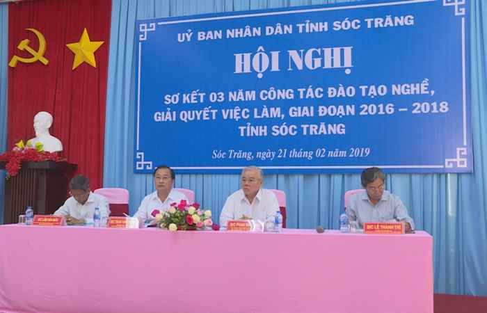 Tìm giải pháp cho công tác đào tạo nghề, giải quyết việc làm
