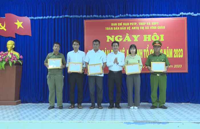 Thị xã Vĩnh Châu: Hội nghị ngày hội toàn dân bảo vệ an ninh tổ quốc  
