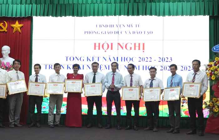 Mỹ Tú: Phòng Giáo dục triển khai nhiệm vụ năm học 2023 – 2024
