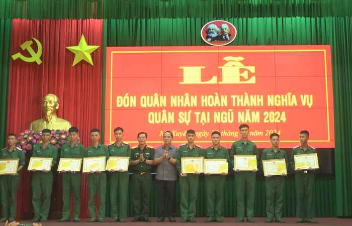Mỹ Xuyên tiếp nhận quân nhân xuất ngũ về địa phương