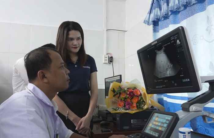  Vĩnh Châu: Trung tâm Y tế tiếp nhận Hệ thống máy siêu âm ứng dụng trí tuệ nhân tạo