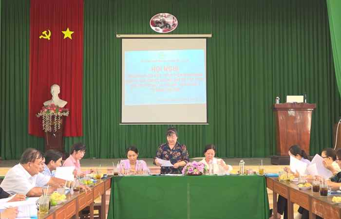 Mỹ Xuyên: Hội LHPN triển khai Dự án 8 “Thực hiện bình đẳng giới và giải quyết những vấn đề bức thiết đối với phụ nữ và trẻ em”