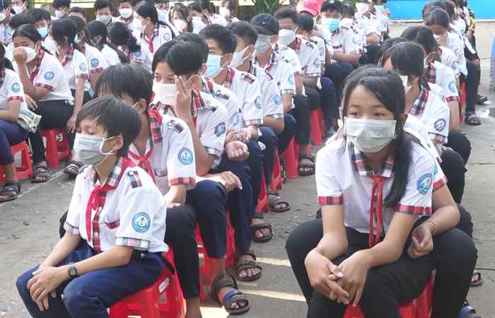 Huyện Mỹ Tú hưởng ứng ngày Môi trường Thế giới