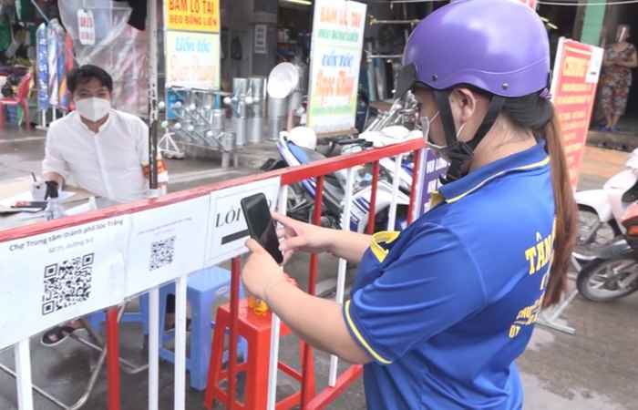TP. Sóc Trăng: Một bộ phận người dân chưa tuân thủ việc quét mã QR