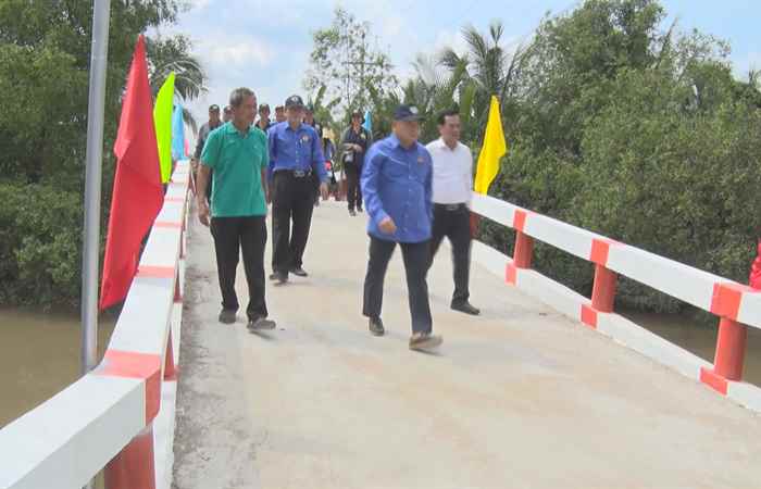 Vĩnh Châu: Đưa vào sử dụng cầu nông thôn tại ấp Năm Căn, xã Lai Hòa