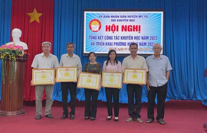  Mỹ Tú: Triển khai công tác khuyến học năm 2024