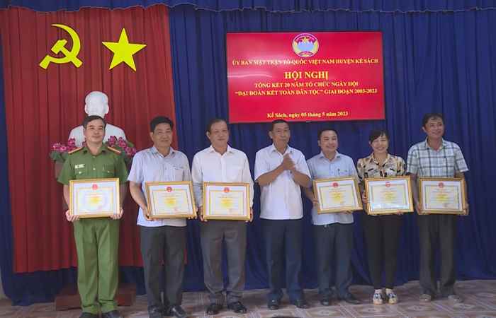 Kế Sách: Uỷ ban MTTQ Việt Nam tổng kết 20 năm Ngày hội Đại đoàn kết toàn dân tộc
 