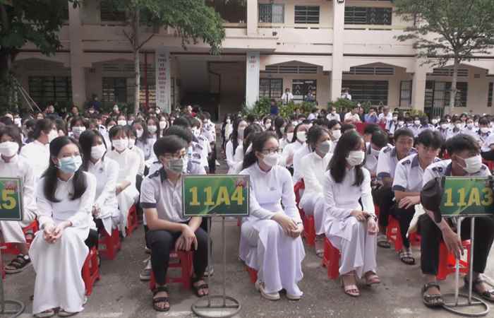 Châu Thành: Trường THPT Phú Tâm tổng kết năm học 2021-2022