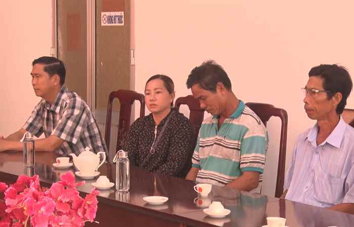 Chủ tịch UBND thị xã Vĩnh Châu đối thoại trực tiếp công dân về công tác giải phóng mặt bằng