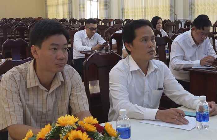 Mỹ Tú: Sở Thông tin và Truyền thông tập huấn Tổ Công nghệ số cộng đồng