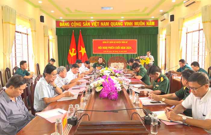 Đảng uỷ Quân sự huyện Trần Đề họp phiên cuối năm 2024