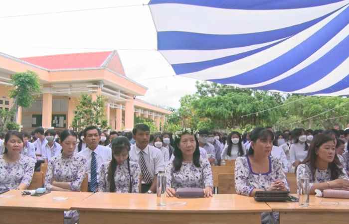 Năm học 2021-2022, trường THPT Lịch Hội Thượng có 27% học sinh giỏi