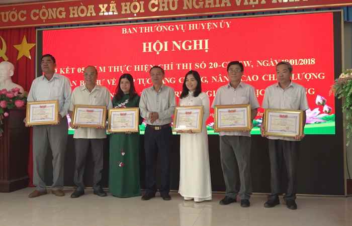 Trần Đề tiếp tục tăng cường, nâng cao chất lượng nghiên cứu, biên soạn, tuyên truyền, giáo dục lịch sử Đảng 