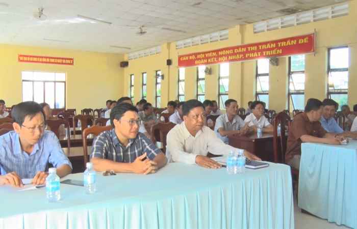 Đại biểu HĐND tỉnh, huyện tiếp xúc cử tri thị trấn Trần Đề