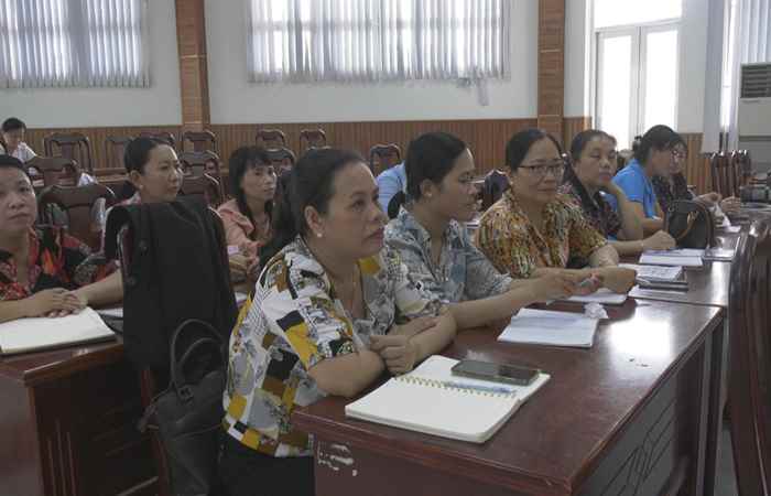 Châu Thành: LĐLĐ huyện tập huấn cho cán bộ Công đoàn cơ sở  