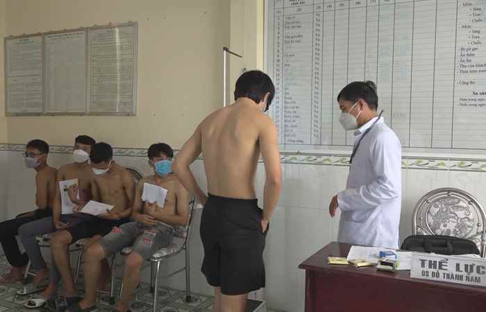 Huyện Mỹ Xuyên khám sức khỏe nghĩa vụ quân sự năm 2023