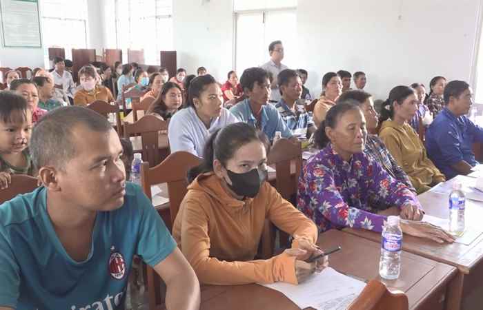 Tọa đàm tư vấn học nghề và giải quyết việc làm