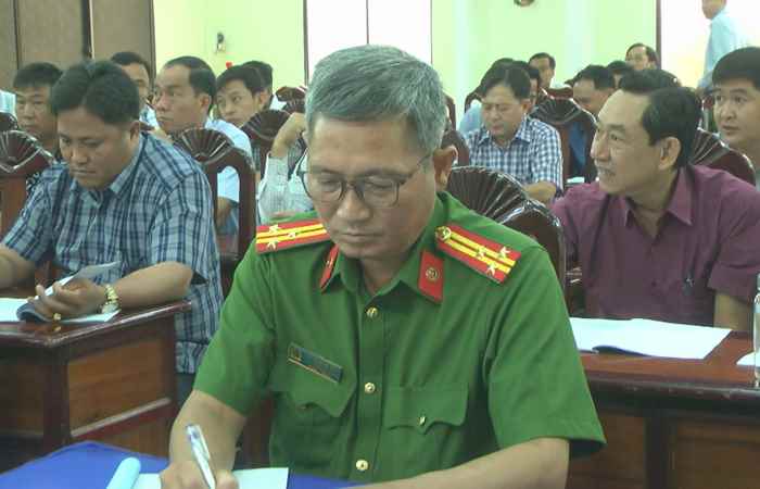 Mỹ Xuyên: UBND huyện tập huấn nghiệp vụ về xử lý hành chính năm 2024
