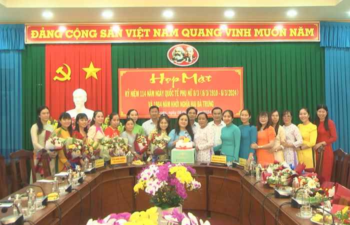 Mỹ Xuyên: Họp mặt nhân kỷ niệm Ngày quốc tế phụ nữ 8-3