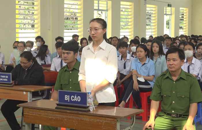 Long Phú: Toà án nhân dân tổ chức phiên toàn giả định tại các trường THPT