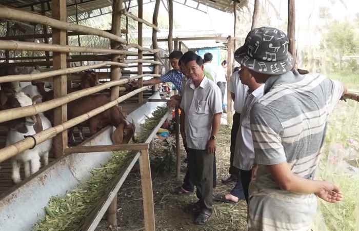 Huyện Mỹ Tú hội nghị thành viên UBND huyện mở rộng tháng 10 năm 2023