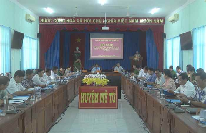 Huyện Mỹ Tú: Sơ kết tình hình đảm bảo trật tự an toàn giao thông và phòng cháy, chữa cháy  