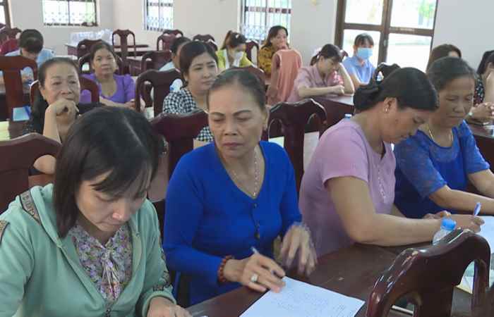 Kế Sách: Đối thoại giữa chính quyền với các hộ kinh doanh nữ