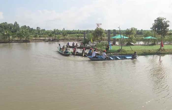 Đoàn Famtrip khảo sát du lịch Cù Lao Dung