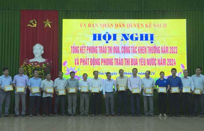 Kế Sách: Tổng kết công tác thi đua, khen thưởng năm 2023