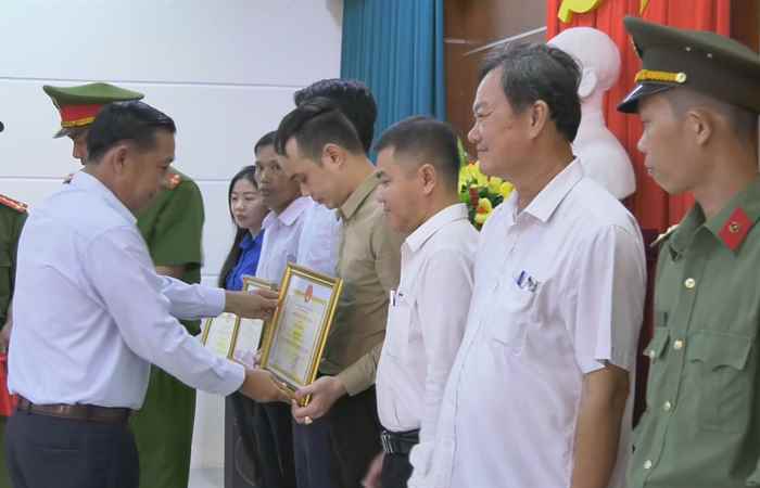 Kế Sách: Sơ kết 2 năm triển khai Đề án 06