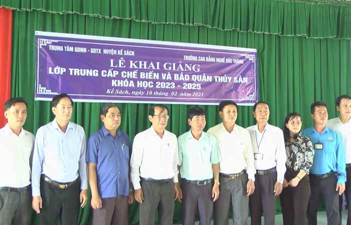 Kế Sách khai giảng lớp Trung cấp nghề chế biến và bảo quản thủy sản